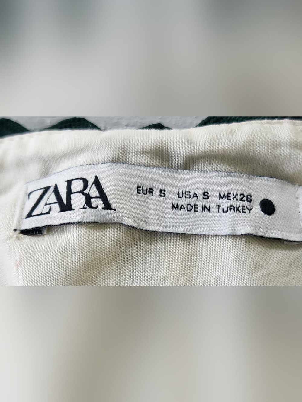 Zara Cream and Black Patterned Scallop-Hem Shorts - Picture 8 of 8